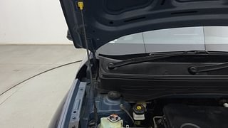 Used 2020 Hyundai Venue [2019-2022] SX 1.0 (O) Turbo iMT Petrol Manual engine ENGINE RIGHT SIDE HINGE & APRON VIEW