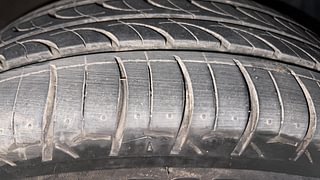 Used 2017 Hyundai Elite i20 [2014-2018] Asta 1.2 (O) Petrol Manual tyres RIGHT FRONT TYRE TREAD VIEW