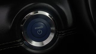 Used 2023 Maruti Suzuki Grand Vitara Alpha Plus Intelligent Hybrid eCVT Hybrid Automatic top_features Keyless start