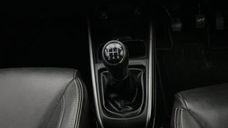 Used 2020 Maruti Suzuki XL6 [2019-2022] Alpha MT Petrol Petrol Manual interior GEAR  KNOB VIEW