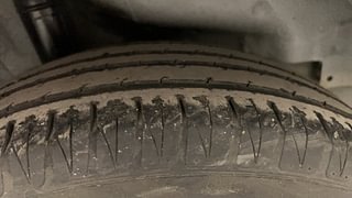 Used 2014 Honda City [2014-2017] SV CVT Petrol Automatic tyres RIGHT REAR TYRE TREAD VIEW