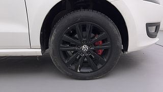 Used 2013 volkswagen Polo 1.2L GT TSI Petrol Automatic tyres RIGHT FRONT TYRE RIM VIEW