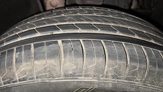 Used 2019 Mahindra Marazzo M2 8str Diesel Manual tyres RIGHT FRONT TYRE TREAD VIEW