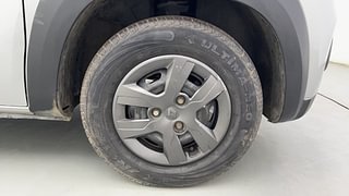 Used 2019 Renault Kwid [2015-2019] 1.0 RXL AMT Petrol Automatic tyres RIGHT FRONT TYRE RIM VIEW