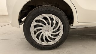 Used 2015 Maruti Suzuki Alto K10 [2014-2019] VXI AMT Petrol Automatic tyres RIGHT REAR TYRE RIM VIEW