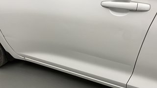 Used 2024 maruti-suzuki Swift VXI AMT Petrol Automatic dents MINOR DENT