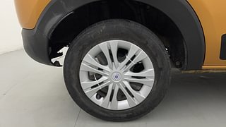 Used 2021 Renault Triber RXZ AMT Petrol Automatic tyres RIGHT REAR TYRE RIM VIEW