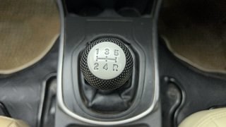 Used 2014 Honda City [2014-2017] SV Petrol Manual interior GEAR  KNOB VIEW