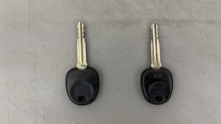 Used 2018 Hyundai Eon [2011-2018] Magna + Petrol Manual extra CAR KEY VIEW