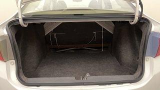 Used 2014 Honda City [2014-2017] SV CVT Petrol Automatic interior DICKY INSIDE VIEW