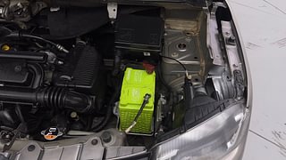 Used 2017 Renault Kwid [2017-2019] RXT 1.0 SCE Special Petrol Manual engine ENGINE LEFT SIDE VIEW