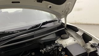 Used 2020 Maruti Suzuki Swift [2017-2021] ZXi AMT Petrol Automatic engine ENGINE LEFT SIDE HINGE & APRON VIEW