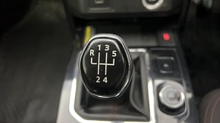 Used 2022 Renault Kiger RXZ MT Petrol Manual interior GEAR  KNOB VIEW