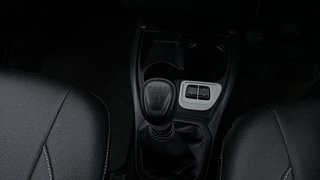 Used 2020 Datsun Redi-GO [2015-2019] S 1.0 Petrol Manual interior GEAR  KNOB VIEW