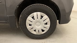 Used 2017 Maruti Suzuki Alto 800 [2016-2019] Vxi Petrol Manual tyres RIGHT FRONT TYRE RIM VIEW