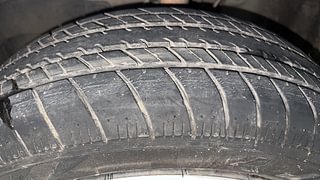 Used 2019 honda Amaze 1.2 S i-VTEC Petrol Manual tyres LEFT FRONT TYRE TREAD VIEW