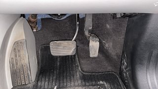 Used 2019 JEEP Compass [2017-2021] Limited 1.4 Petrol AT Petrol Automatic interior PEDALS VIEW
