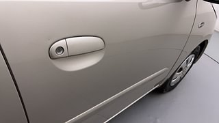Used 2012 Hyundai i10 [2010-2016] Sportz AT Petrol Petrol Automatic dents MINOR DENT