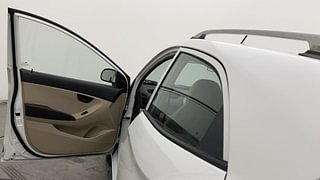 Used 2018 Hyundai Eon [2011-2018] Magna + Petrol Manual interior LEFT FRONT DOOR OPEN VIEW