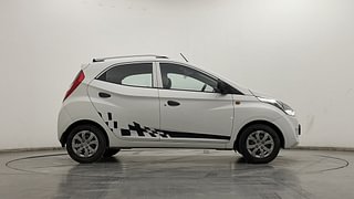 Used 2018 Hyundai Eon [2011-2018] Magna + Petrol Manual exterior RIGHT SIDE VIEW