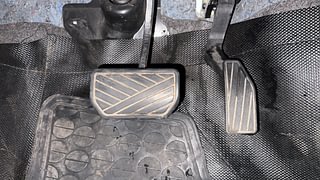 Used 2020 Maruti Suzuki Celerio ZXI AMT Petrol Automatic interior PEDALS VIEW