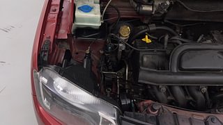 Used 2017 Renault Kwid [2017-2019] RXT 1.0 SCE Special Petrol Manual engine ENGINE RIGHT SIDE VIEW