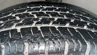 Used 2016 Maruti Suzuki Alto K10 [2014-2019] VXI AMT Petrol Automatic tyres RIGHT FRONT TYRE TREAD VIEW
