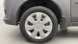 Used 2016 Maruti Suzuki Alto K10 [2014-2019] VXI AMT Petrol Automatic tyres LEFT FRONT TYRE RIM VIEW