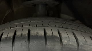 Used 2020 Maruti Suzuki Swift [2017-2021] ZXi AMT Petrol Automatic tyres RIGHT FRONT TYRE TREAD VIEW