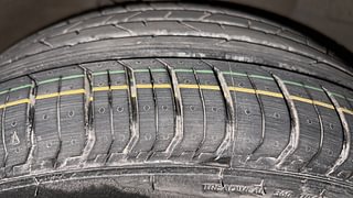 Used 2015 Hyundai Elite i20 [2014-2018] Asta 1.2 Petrol Manual tyres RIGHT FRONT TYRE TREAD VIEW