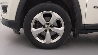 Used 2019 JEEP Compass [2017-2021] Limited 1.4 Petrol AT Petrol Automatic tyres LEFT FRONT TYRE RIM VIEW