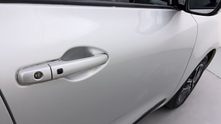 Used 2019 Maruti Suzuki Swift [2017-2021] ZXi Plus AMT Petrol Automatic dents MINOR SCRATCH