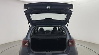 Used 2020 Hyundai Venue [2019-2022] SX 1.0 (O) Turbo iMT Petrol Manual interior DICKY DOOR OPEN VIEW