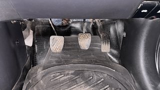 Used 2017 Nissan Micra Active [2012-2020] XV Safety Pack Petrol Manual interior PEDALS VIEW