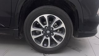 Used 2023 Maruti Suzuki Grand Vitara Alpha Plus Intelligent Hybrid eCVT Hybrid Automatic tyres RIGHT FRONT TYRE RIM VIEW