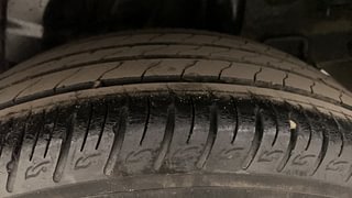 Used 2021 Hyundai Venue [2019-2022] SX 1.0  Turbo iMT Petrol Manual tyres LEFT REAR TYRE TREAD VIEW