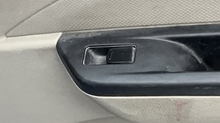 Used 2016 Maruti Suzuki Celerio VXI CNG Petrol+cng Manual top_features Rear power window