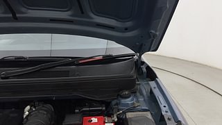 Used 2020 Hyundai Venue [2019-2022] SX 1.0 (O) Turbo iMT Petrol Manual engine ENGINE LEFT SIDE HINGE & APRON VIEW