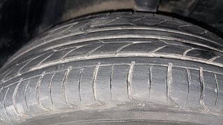 Used 2023 Maruti Suzuki Grand Vitara Alpha Plus Intelligent Hybrid eCVT Hybrid Automatic tyres RIGHT FRONT TYRE TREAD VIEW