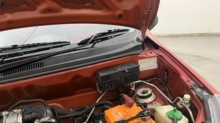 Used 2017 Maruti Suzuki Alto 800 [2016-2019] Lxi Petrol Manual engine ENGINE LEFT SIDE HINGE & APRON VIEW