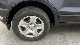 Used 2014 Ford EcoSport [2013-2015] Trend 1.5L TDCi Diesel Manual tyres RIGHT REAR TYRE RIM VIEW