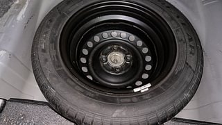 Used 2015 Honda Amaze [2013-2016] 1.2 S i-VTEC Petrol Manual tyres SPARE TYRE VIEW