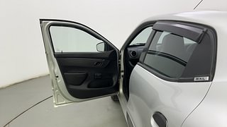 Used 2019 Renault Kwid [2015-2019] 1.0 RXL AMT Petrol Automatic interior LEFT FRONT DOOR OPEN VIEW