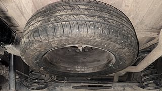 Used 2019 Mahindra Marazzo M2 8str Diesel Manual tyres SPARE TYRE VIEW
