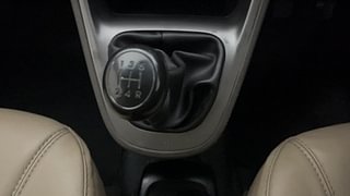 Used 2011 Hyundai i10 Sportz 1.2 Kappa2 Petrol Manual interior GEAR  KNOB VIEW