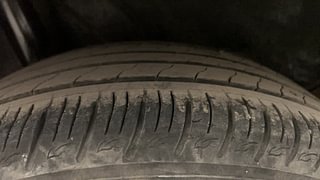 Used 2021 Hyundai Venue [2019-2022] SX 1.0  Turbo iMT Petrol Manual tyres RIGHT REAR TYRE TREAD VIEW