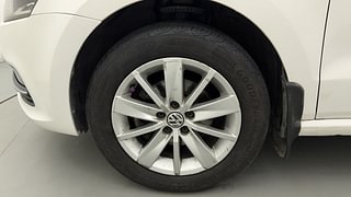 Used 2017 Volkswagen Polo [2015-2019] Highline1.2L (P) Petrol Manual tyres LEFT FRONT TYRE RIM VIEW