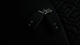 Used 2022 Toyota Glanza V Petrol Manual extra CAR KEY VIEW