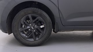 Used 2021 Hyundai Grand i10 Nios Sportz 1.2 Kappa VTVT Petrol Manual tyres LEFT FRONT TYRE RIM VIEW