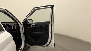 Used 2021 Hyundai Venue [2019-2022] SX 1.0  Turbo iMT Petrol Manual interior RIGHT FRONT DOOR OPEN VIEW